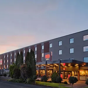 radisson-red-london-gatwick-airport.brighton-hotels-england.com/